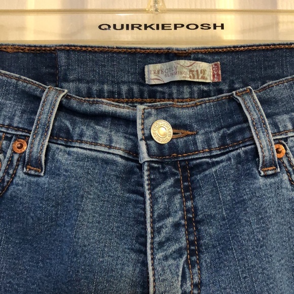 512 Levi’s Perfectly Slimming size 6M red tabs with stretch 98%cotton, 2%spandex - Picture 4 of 6